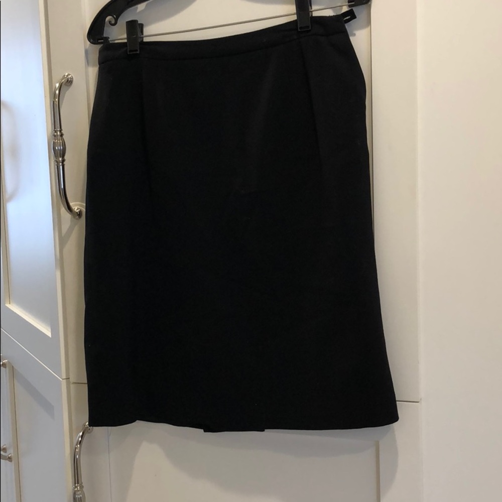 Fine wool Armani skirt